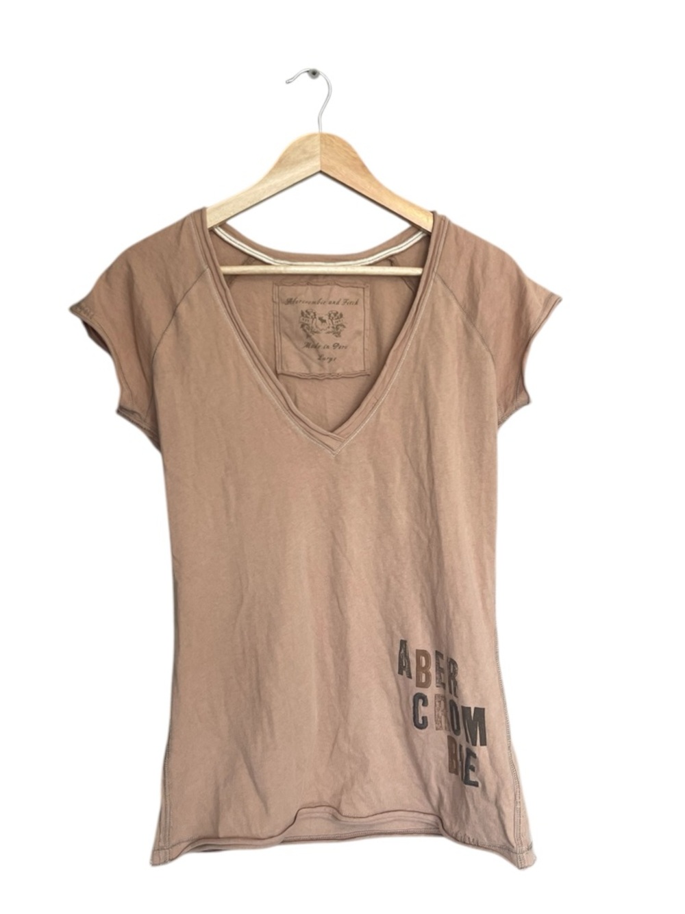 Y2K Abercrombie & Fitch Tan V-Neck Short Sleeve Tee